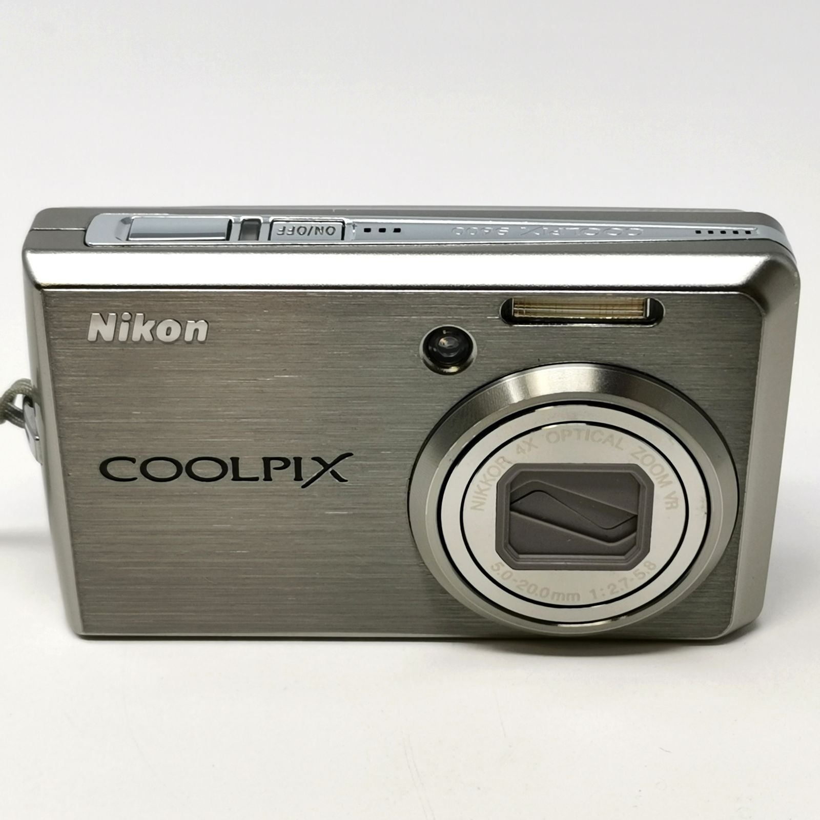 Nikon Compact Digital Camera Coolpix S600 Arcamko974