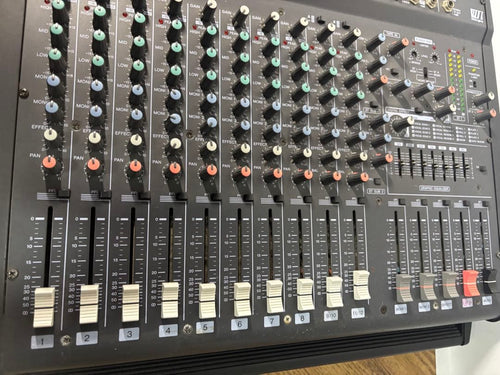 Yamaha Analog Mixer Emx2000