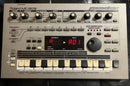 Roland Rhythm Machine Mc-303 Groovebox