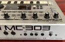 Roland Rhythm Machine Mc-303 Groovebox