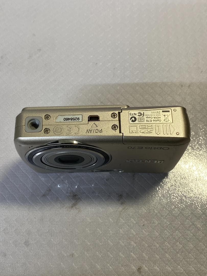 Pentax Compact Digital Camera Optio E70 #936