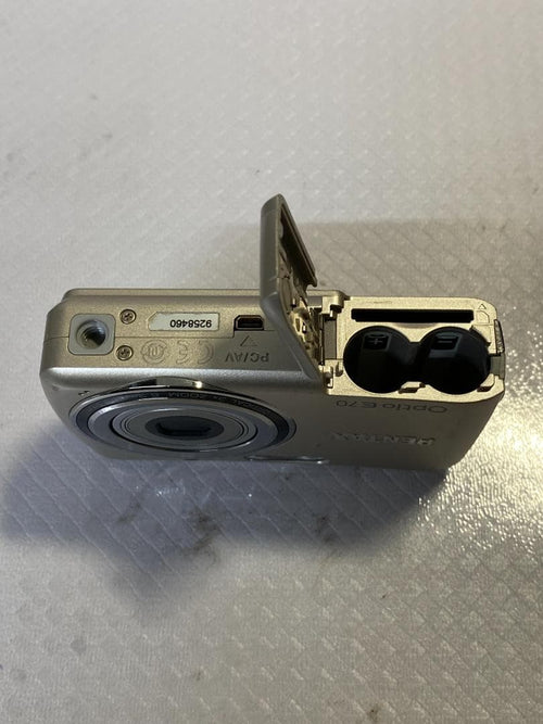 Pentax Compact Digital Camera Optio E70 #936
