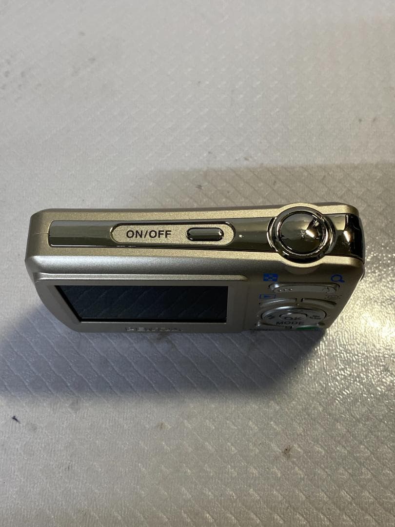 Pentax Compact Digital Camera Optio E70 #936