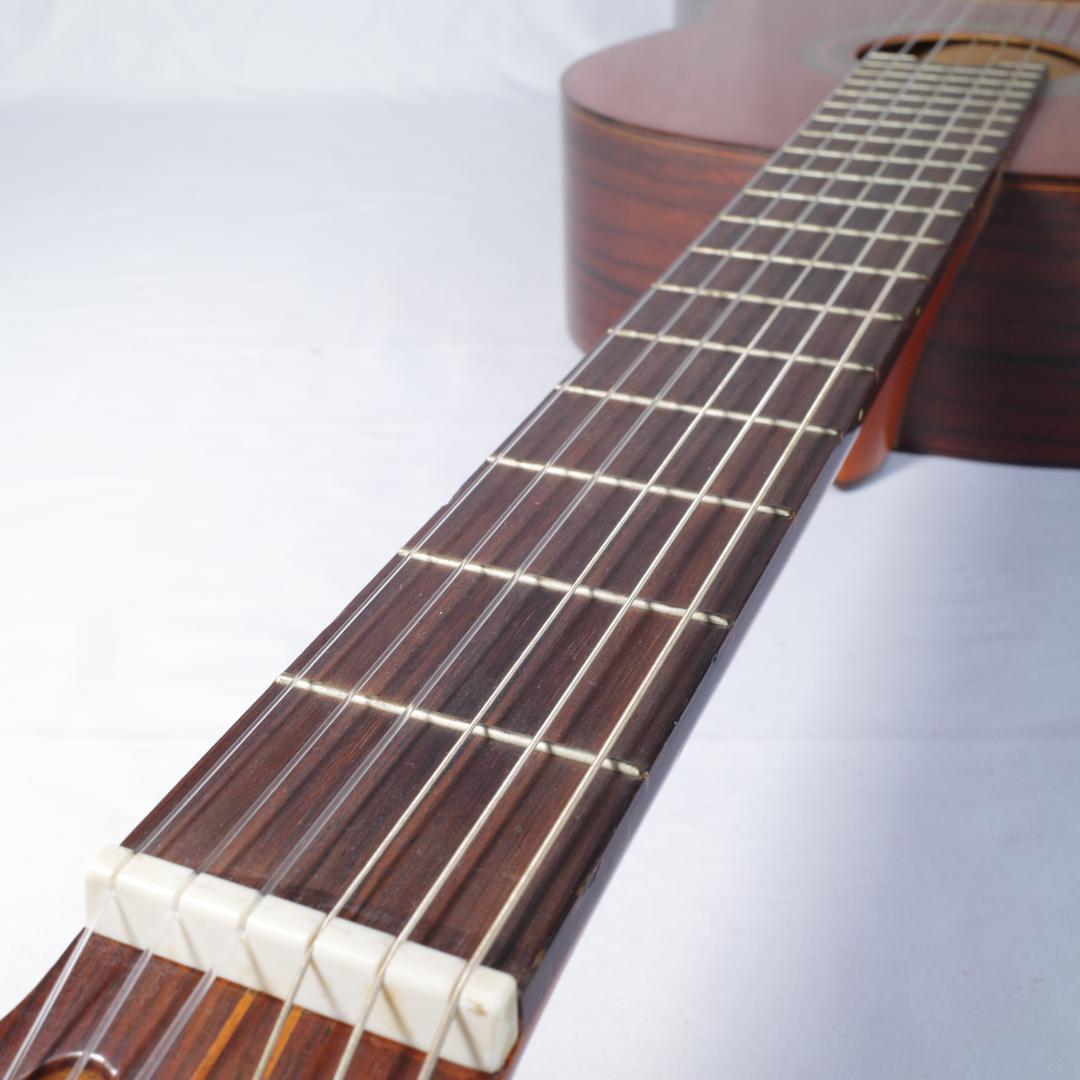 Yamaha Classical Guitars G-200