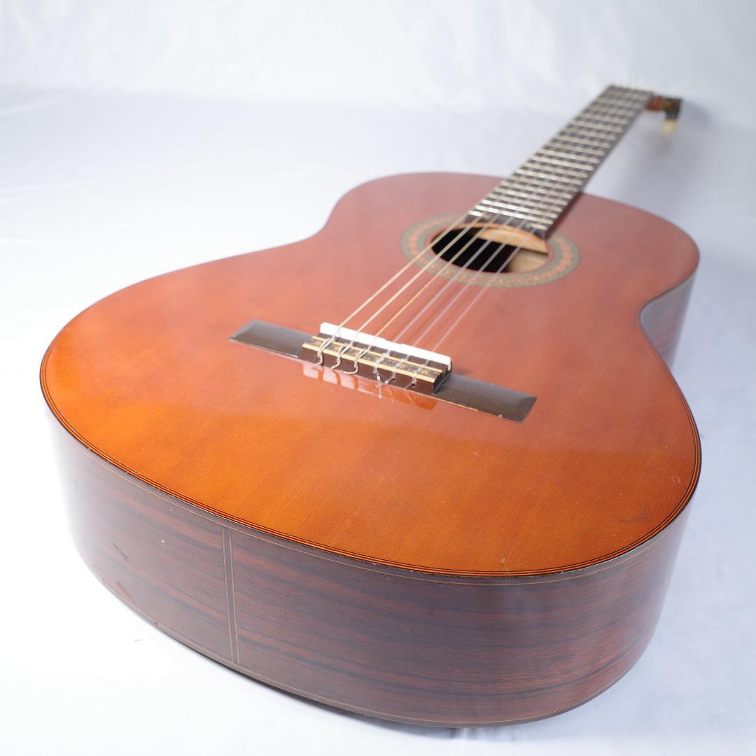 Yamaha Classical Guitars G-200