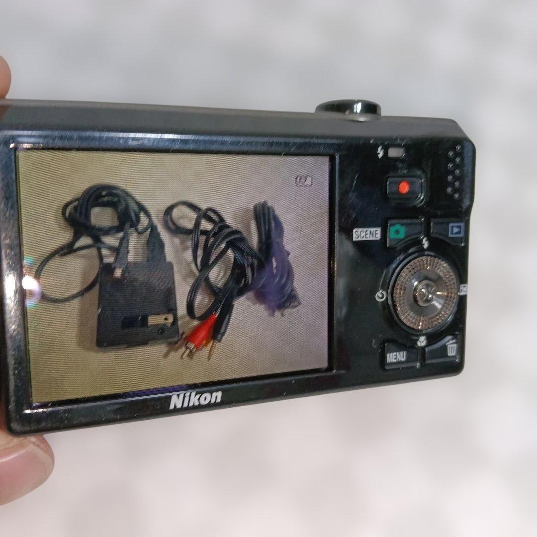 Nikon Compact Digital Camera Coolpix S6000