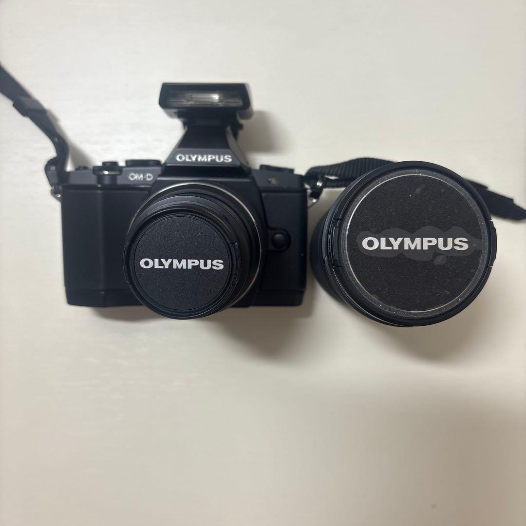 Olympus Mirrorless Interchangeable Lips Om-D Em5