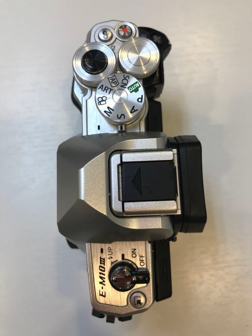 Olympus Mirrorless Interchangeable Lips E-M10 Mark Iii I.1979