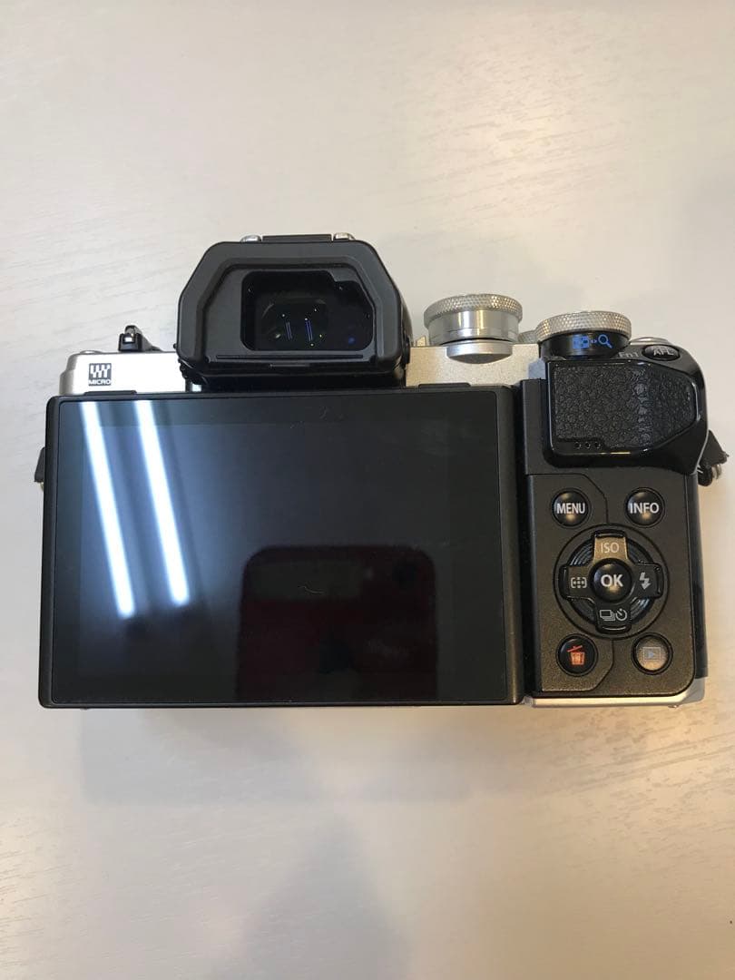 Olympus Mirrorless Interchangeable Lips E-M10 Mark Iii I.1979
