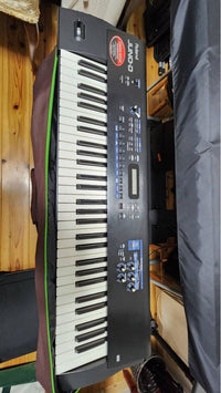 Roland Keyboards Digital Pianos Juno-D Edition
