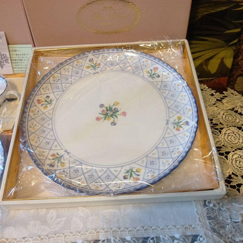 Noritake Tea Cups Saucers