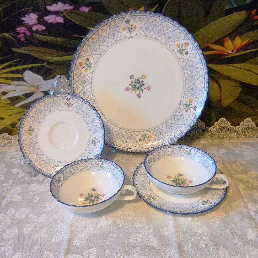 Noritake Tea Cups Saucers