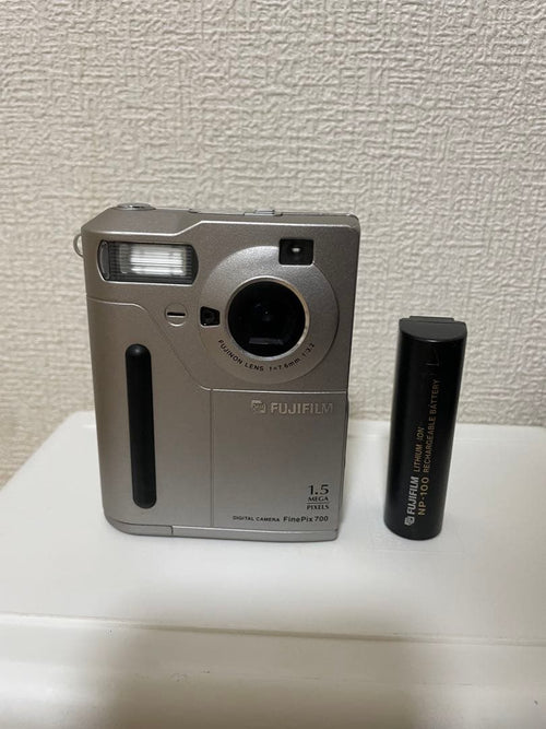 Fujifilm Compact Digital Camera Finepix 700
