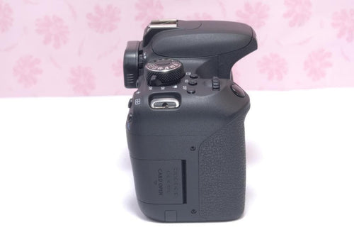 Canon Digital Slr Kiss X9I