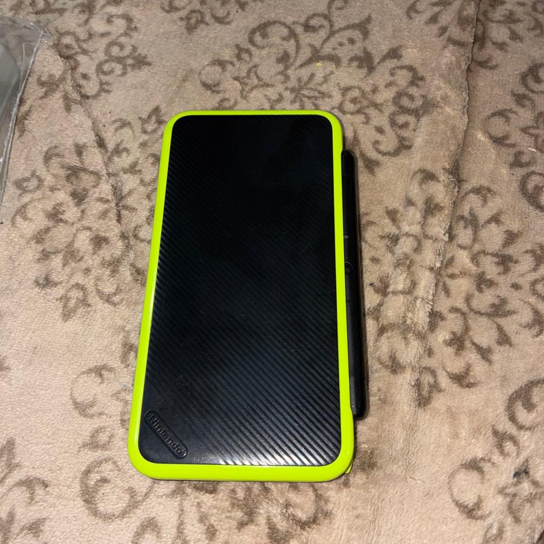 Consoles (New 2Ds Ll) Ok