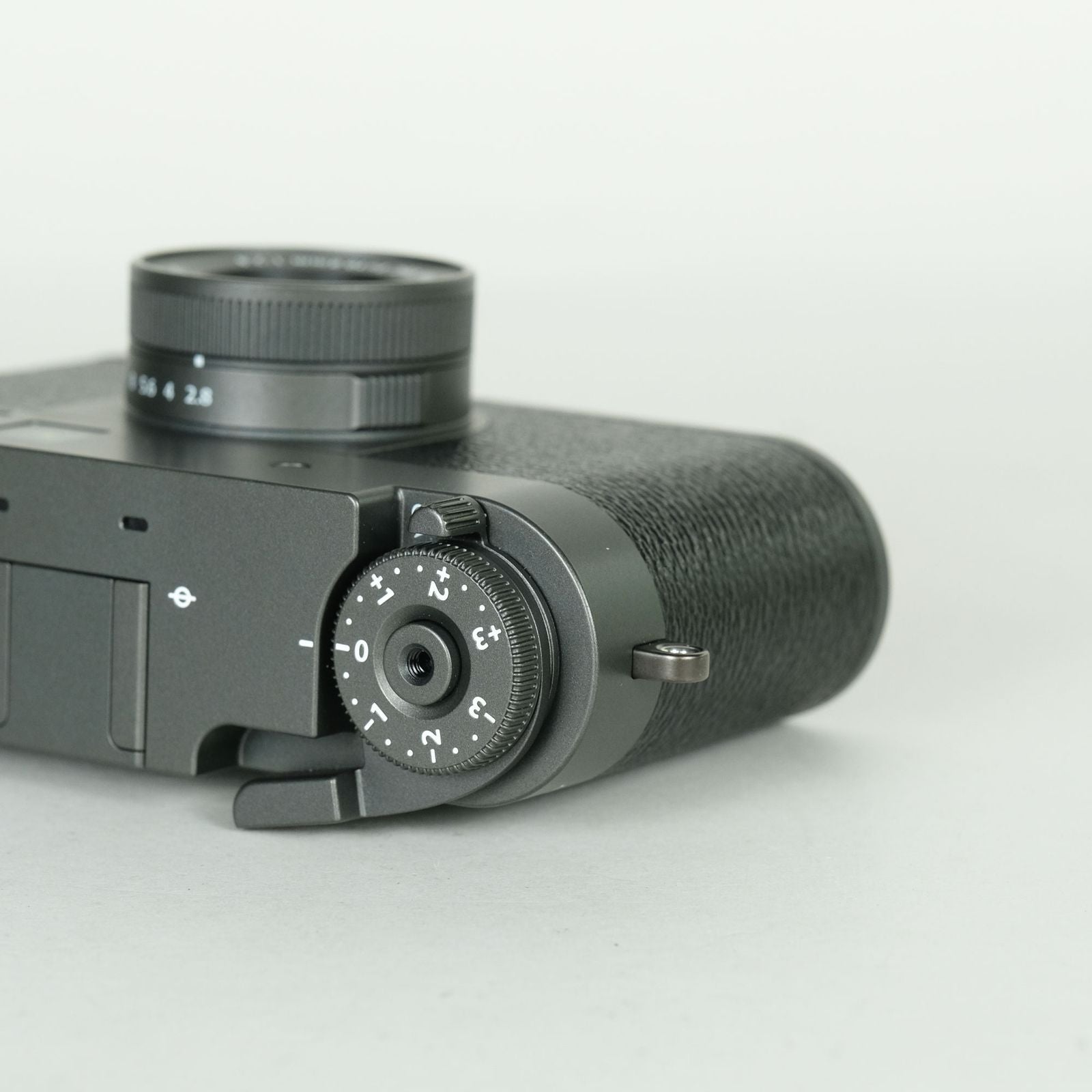 Fujifilm Compact Digital Camera 1,600 X Half X-Hf1
