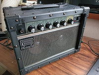 Roland Guitar Amplifiers E
