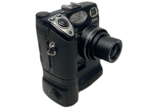 Nikon Compact Digital Camera Coolpix 5000 C01C28Dd