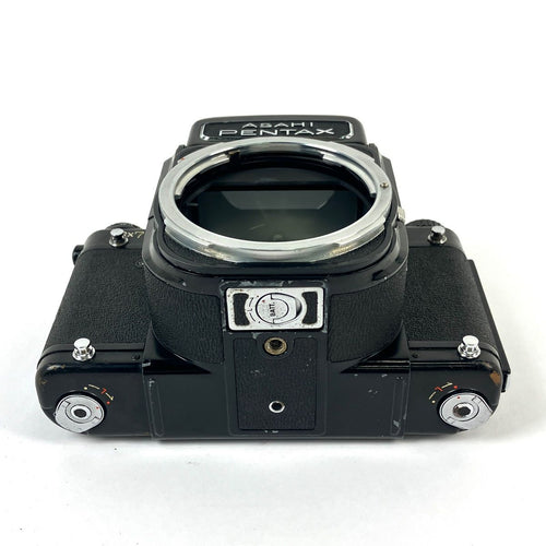 Pentax Large -Size Medium Format Camera (Film) 6X7