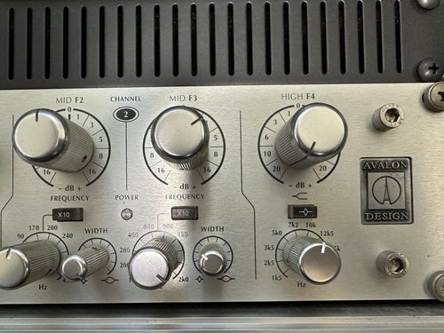 Outboards Avalon Design Ad2055