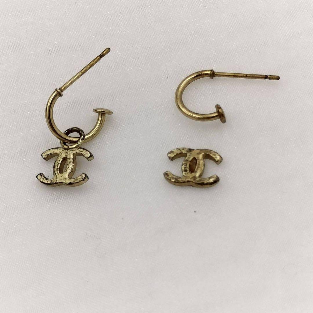 Chanel Earrings (For Both Ears) 1226