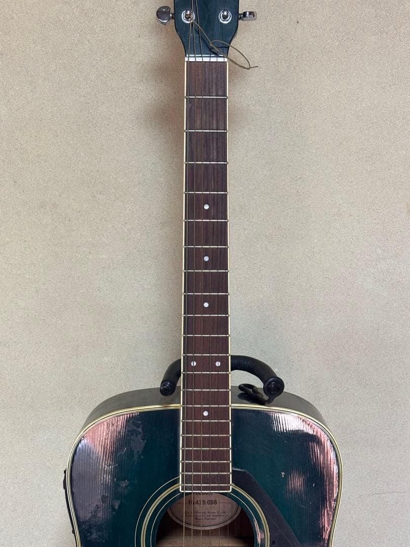 Yamaha Acoustic Guitars F