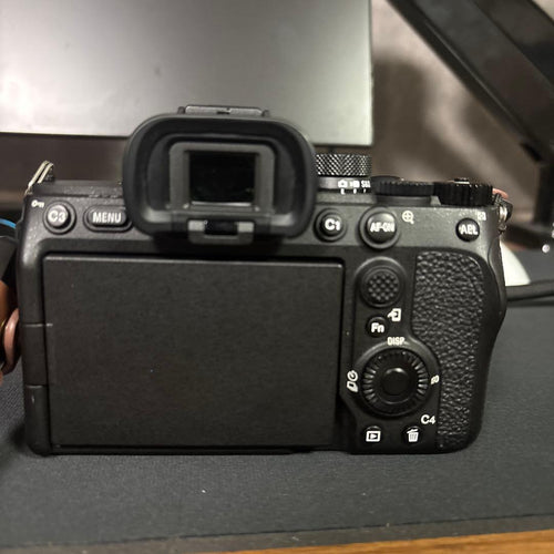 Sony Mirrorless Interchangeable Lens Cameras 7 Iv