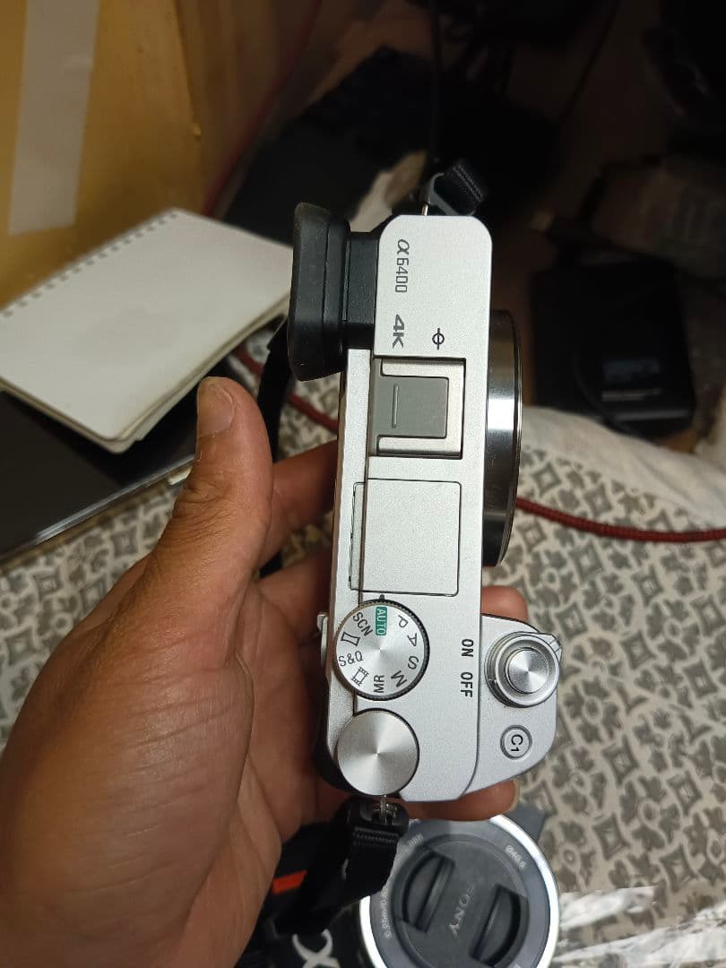 Sony Mirrorless Interchangeable Lens Cameras 6400
