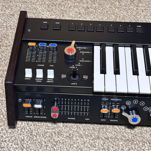 Korg Analog Synthesizers Minikorg 700Sm