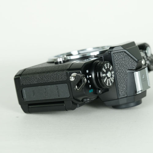Nikon Mirrorless Interchangeable Lips 2,340 Z Fc
