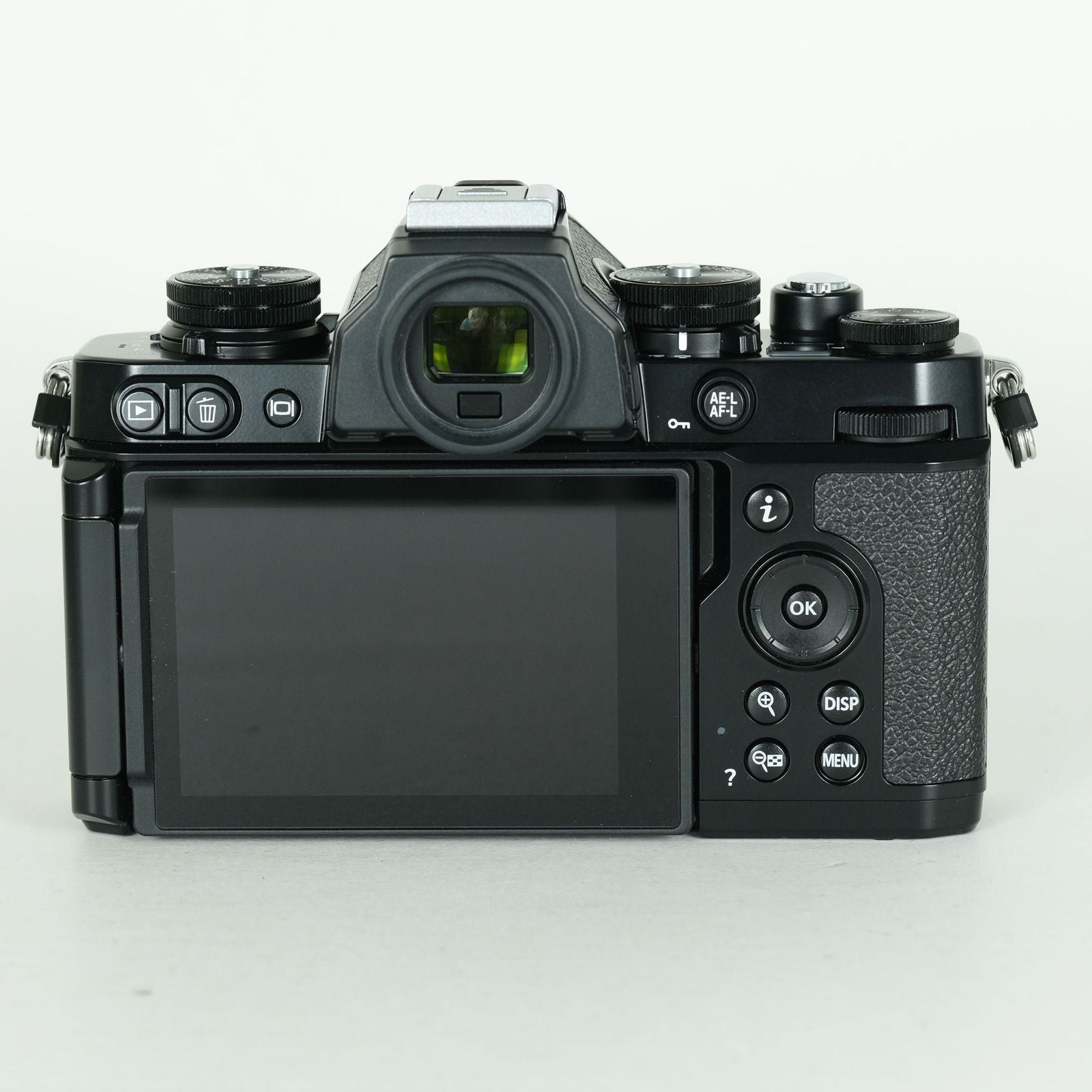 Nikon Mirrorless Interchangeable Lips 2,340 Z Fc
