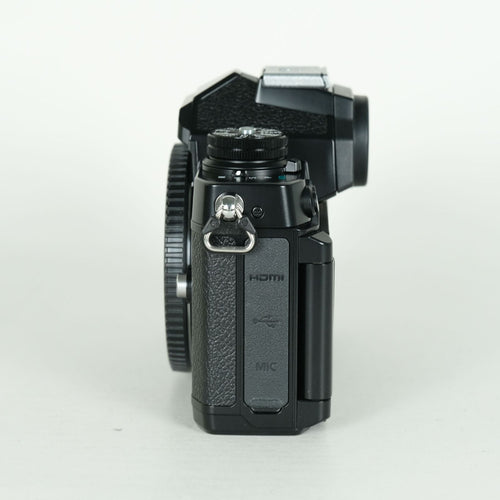 Nikon Mirrorless Interchangeable Lips 2,340 Z Fc