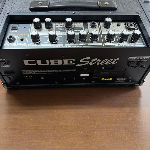 Roland Guitar Amplifiers Cube Street