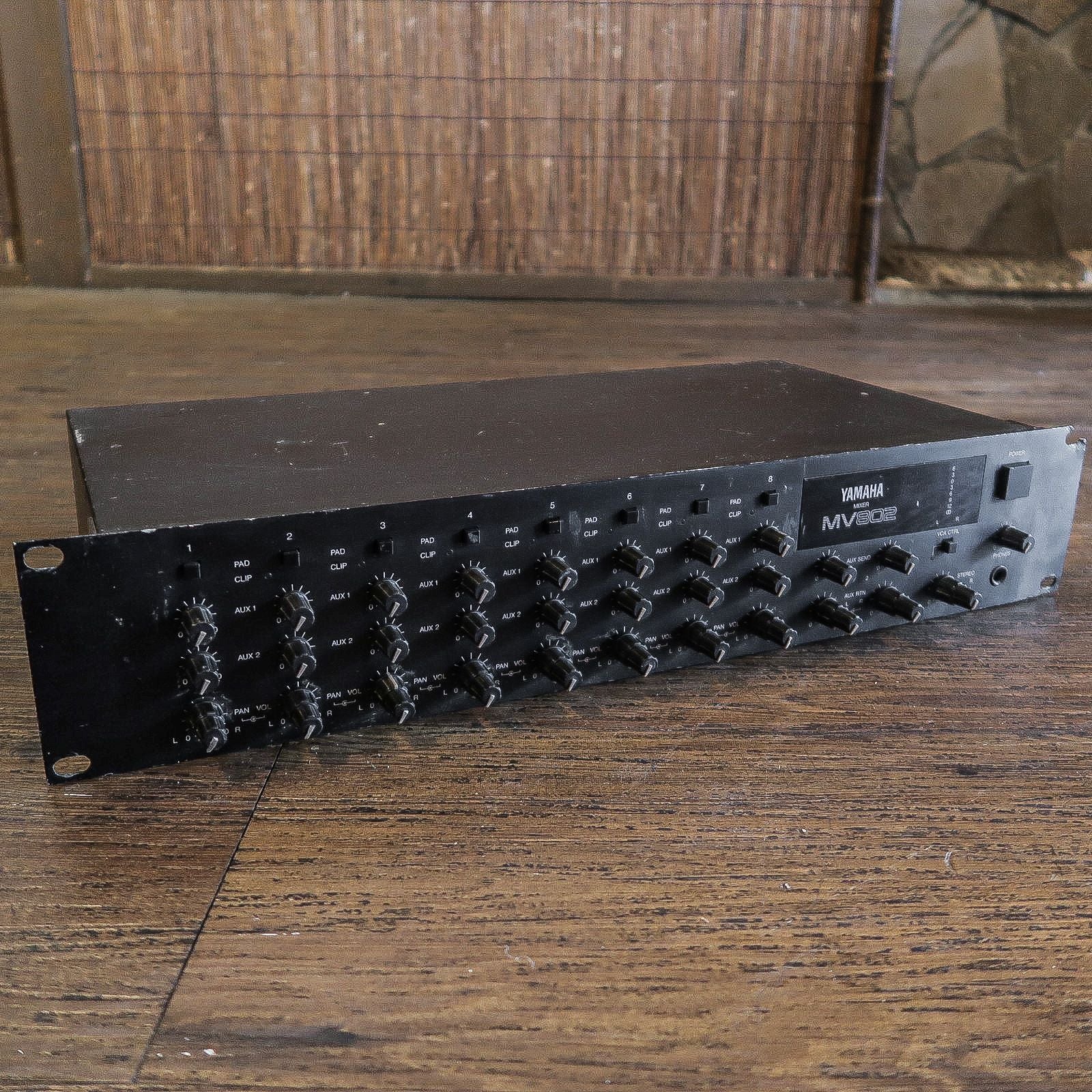 Yamaha Analog Mixer Mv802