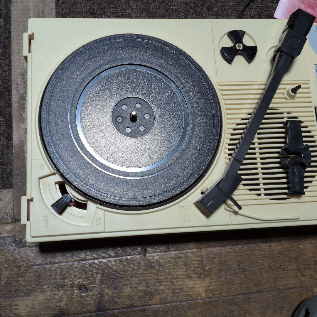 Columbia Record Players (Turntables) Gp 3