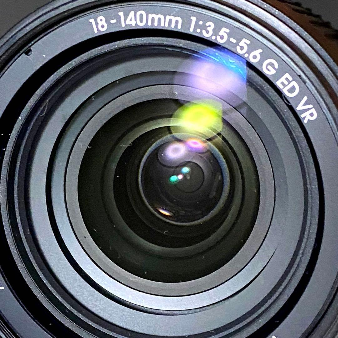 Nikon Zoom Lenses Af-S Dx 18-140Mm F/3.5-5.6G Ed Vr
