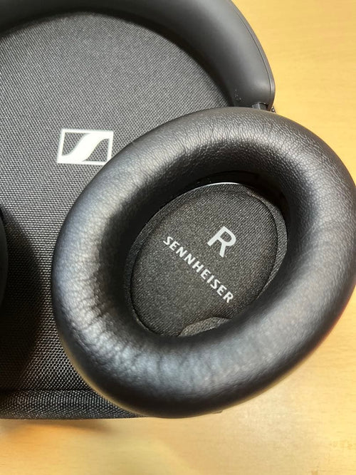 Sennheiser Wireless Headphones Accentum Plus