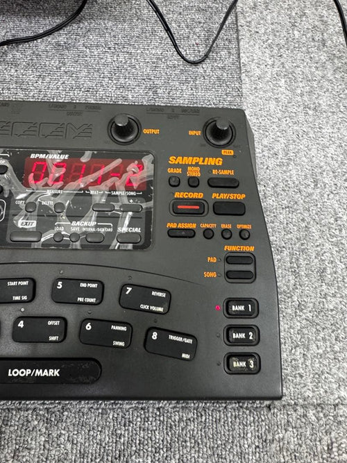 Guitar Effects Units Zoom Sampletrak St-224