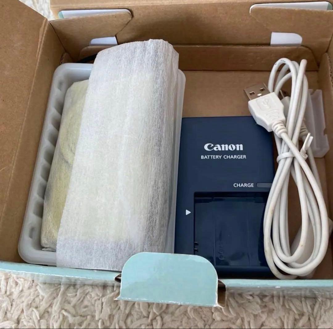 Canon Compact Digital Camera Ixy