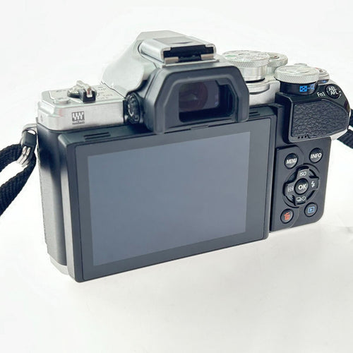 Olympus Mirrorless Interchangeable Lips Om-D E-M10 Mark