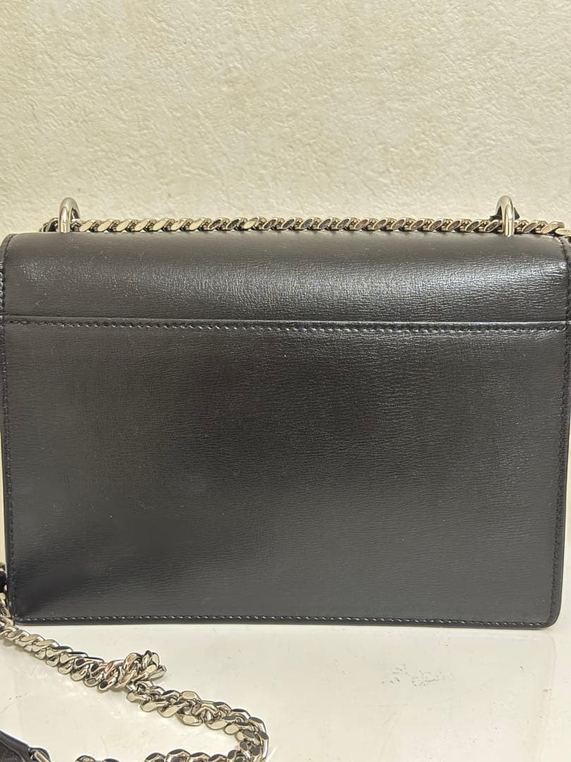 Saint Laurent Shoulder Bags