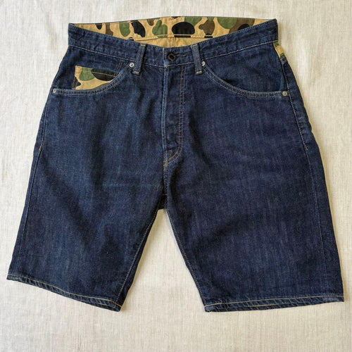 Een badende aapshort Bermuda Bape