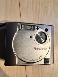 Fujifilm Compact Digital Cameras Finepix 40I