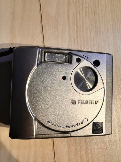 Fujifilm Compact Digital Cameras Finepix 40I
