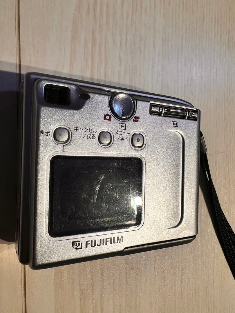 Fujifilm Compact Digital Cameras Finepix 40I