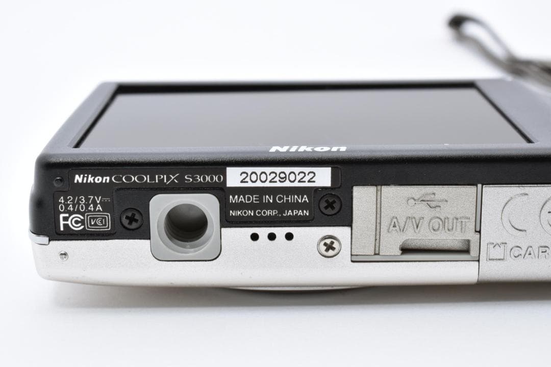 Compact Digital Camera Nikon Coolpix S3000 #22092