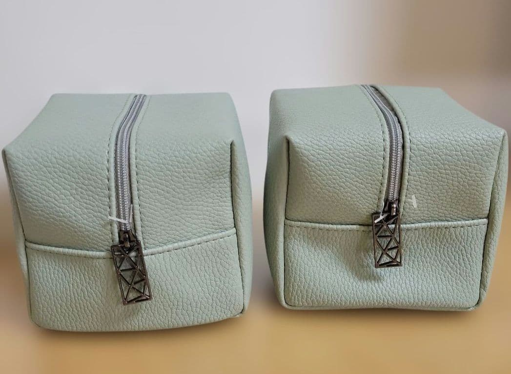 Travel Pouches 1 2(