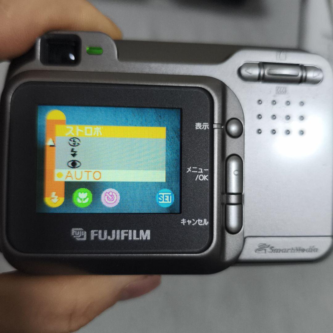 Fujifilm Compact Digital Cameras Finepix 2600Z