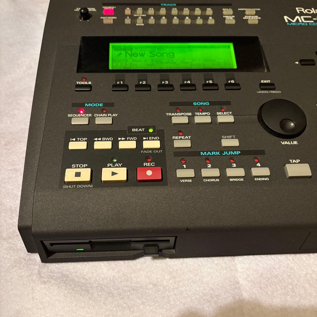 Roland Sequencers Mc-80