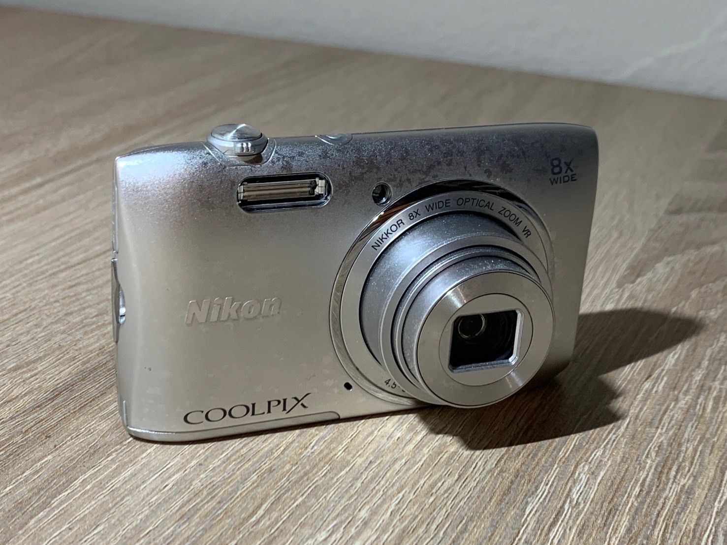 Compact Digital Camera 0874 Nikon Coolpix S3600